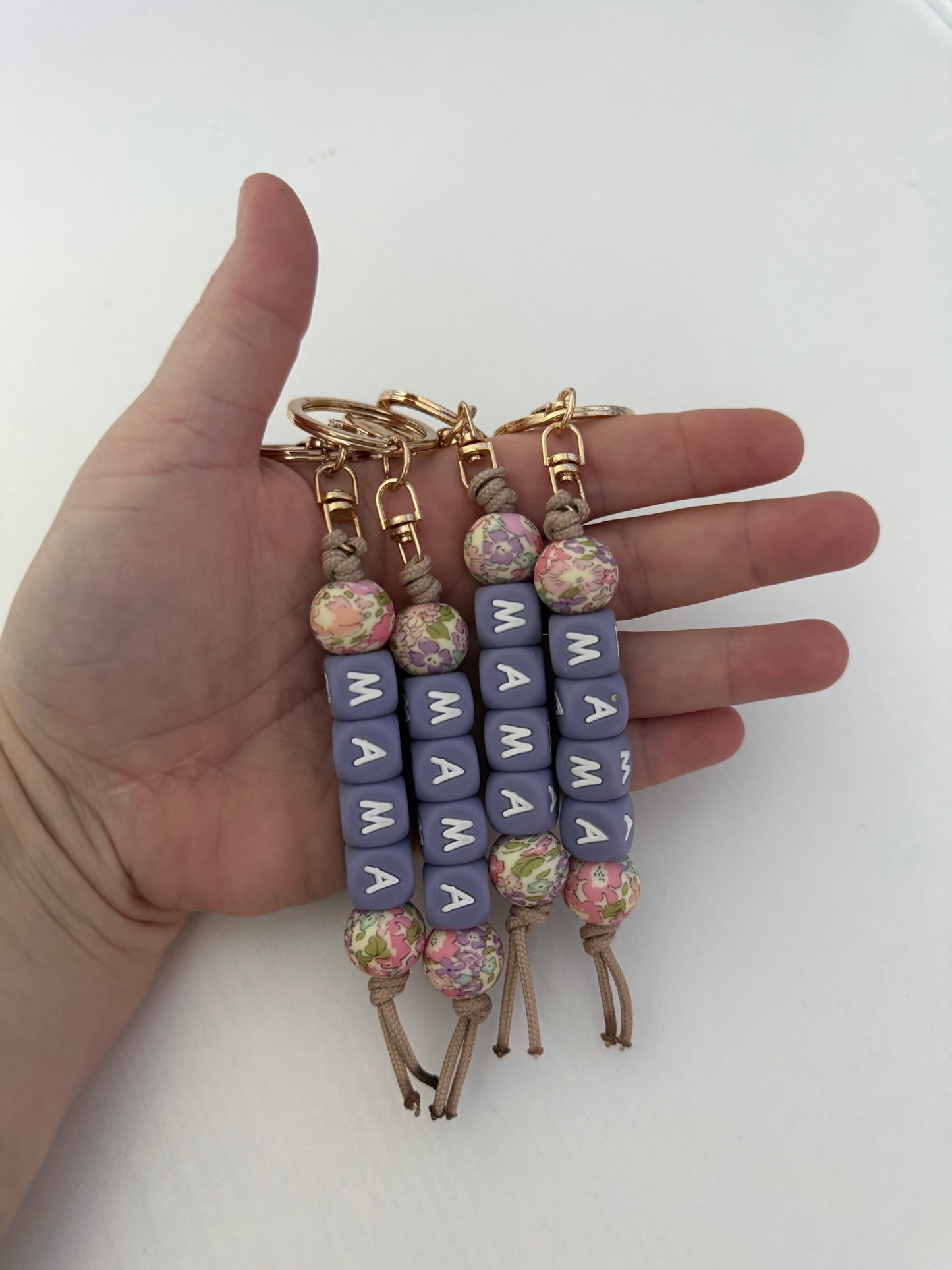 'mama' keychain